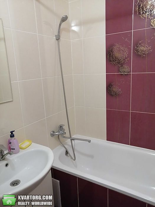 Rent out 2-room apartment. Киев,  Озерная — photo 5