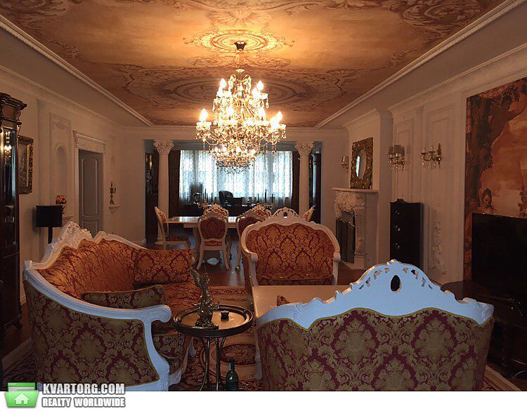 Sell 5-room apartment. Киев,  Полтавская — photo 2