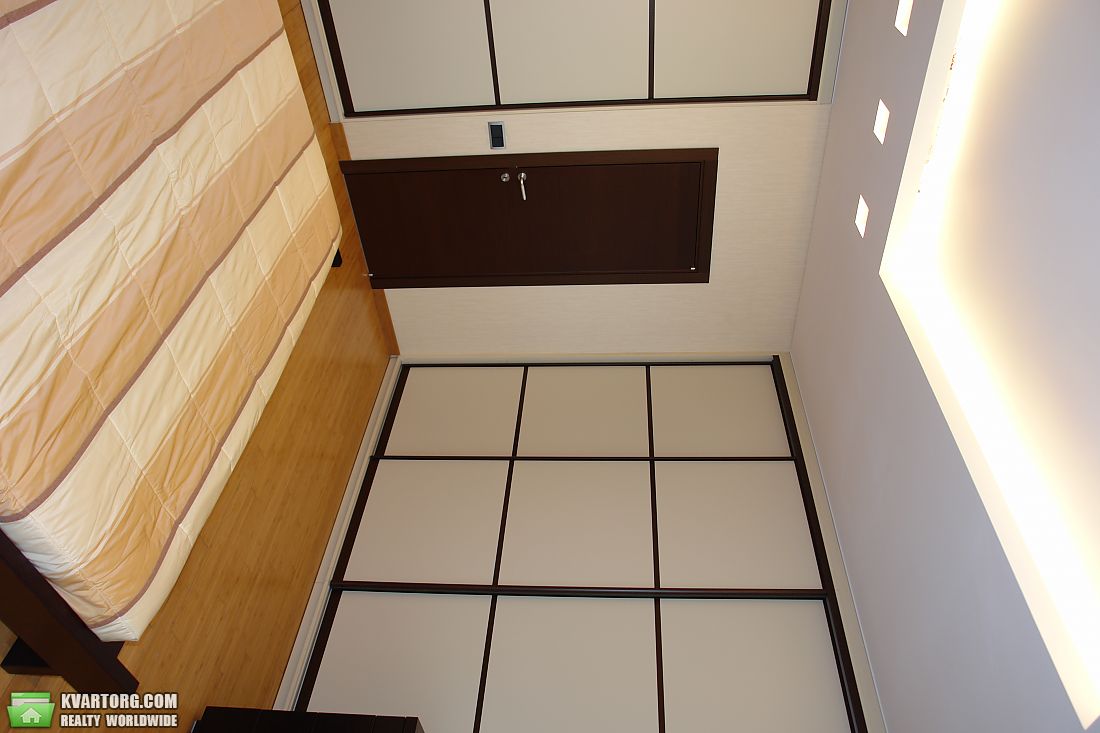 Rent out 4-room apartment. Киев, Провиантская — photo 7