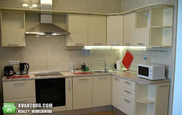 Rent out 2-room apartment. Киев,  Щорса — photo 2