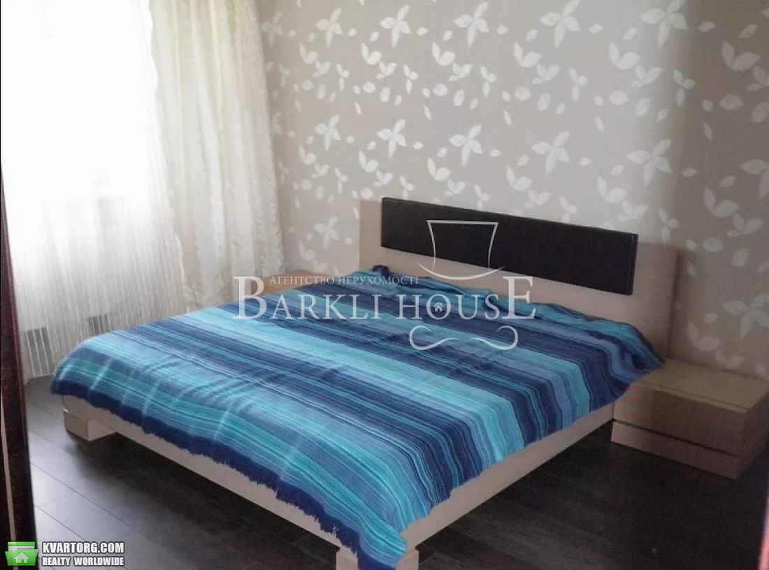Rent out 4-room apartment. Киев,  Амосова — photo 8