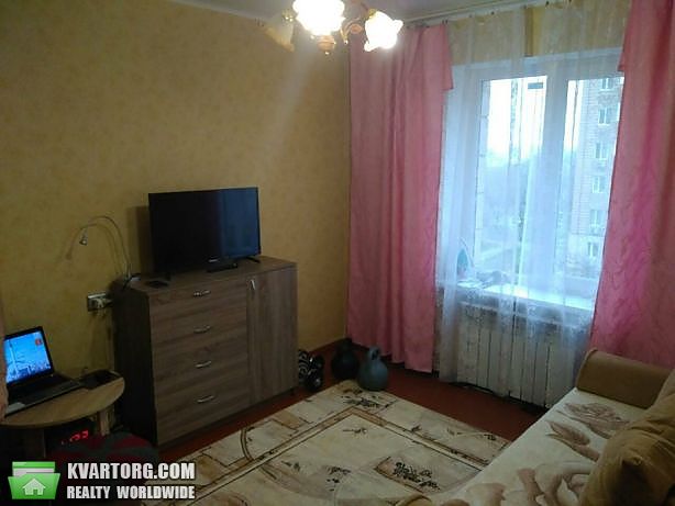 Rent out 1-room apartment. Киев,  Симиренко — photo 2