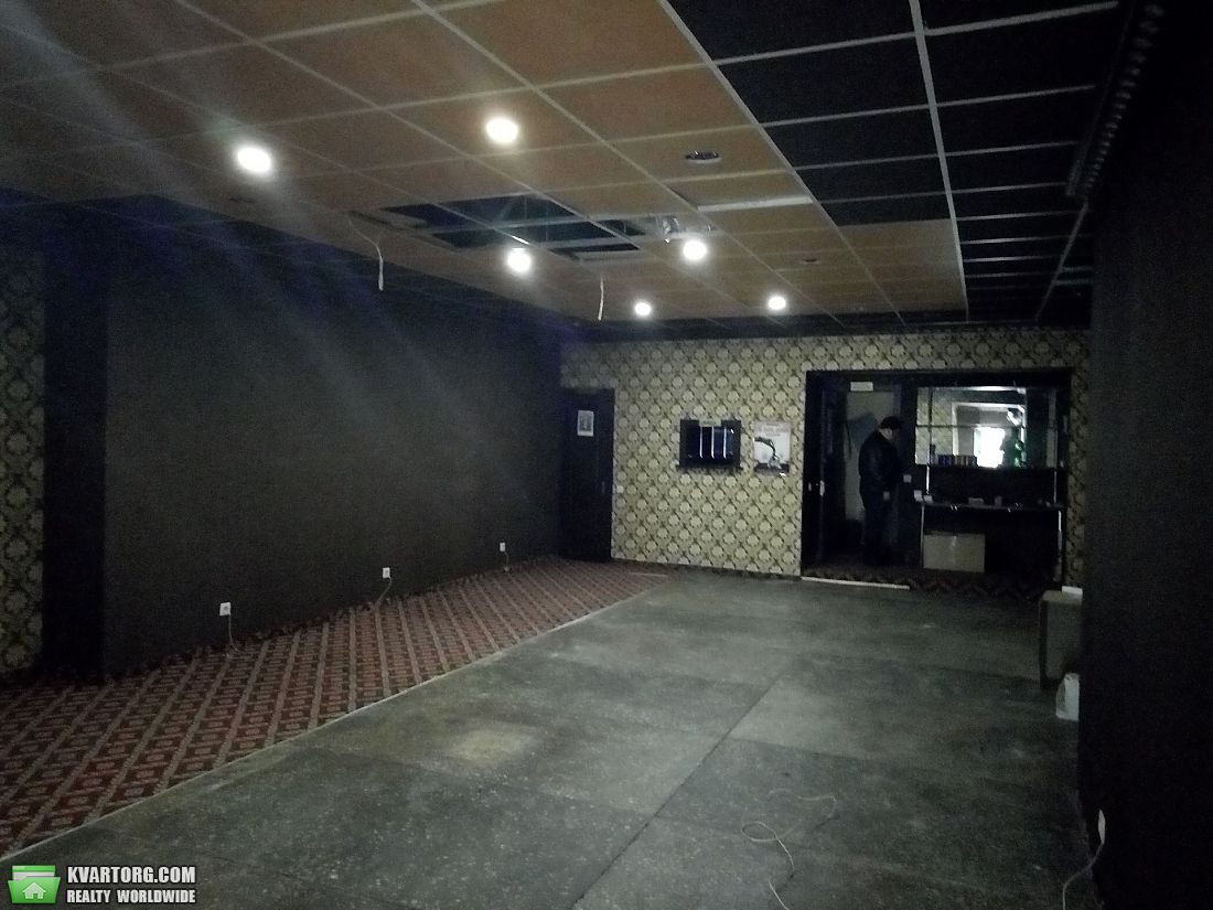 Rent out shop. Киев,  Фрунзе — photo 10