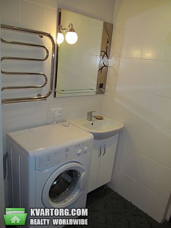Rent out 1-room apartment. Киев,  Ревуцкого — photo 2