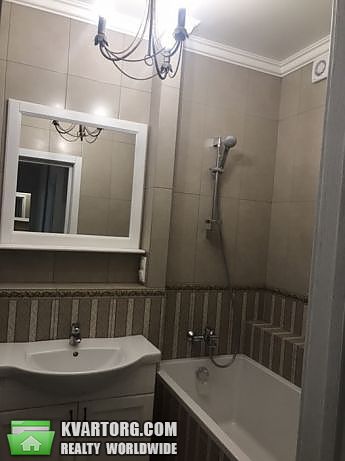 Rent out 1-room apartment. Киев,  Ломоносова — photo 1