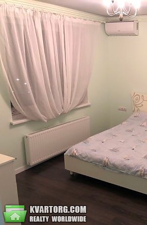 Rent out 3-room apartment. Киев, Комбинатная, — photo 4