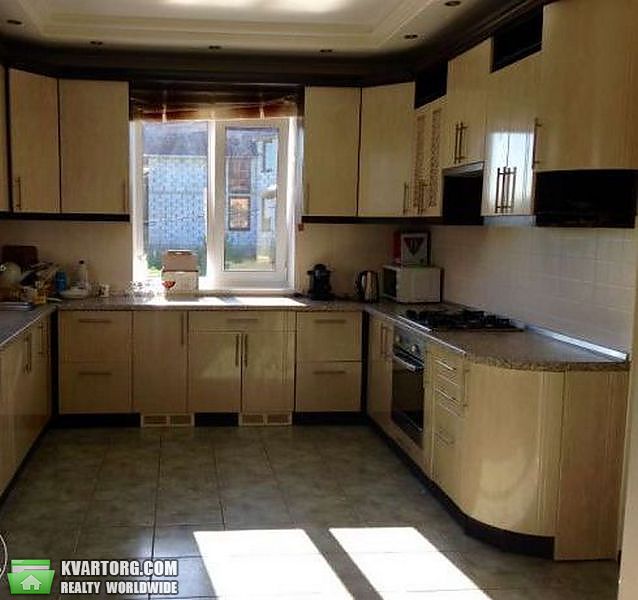 Rent out house. Киев, Садовая — photo 4