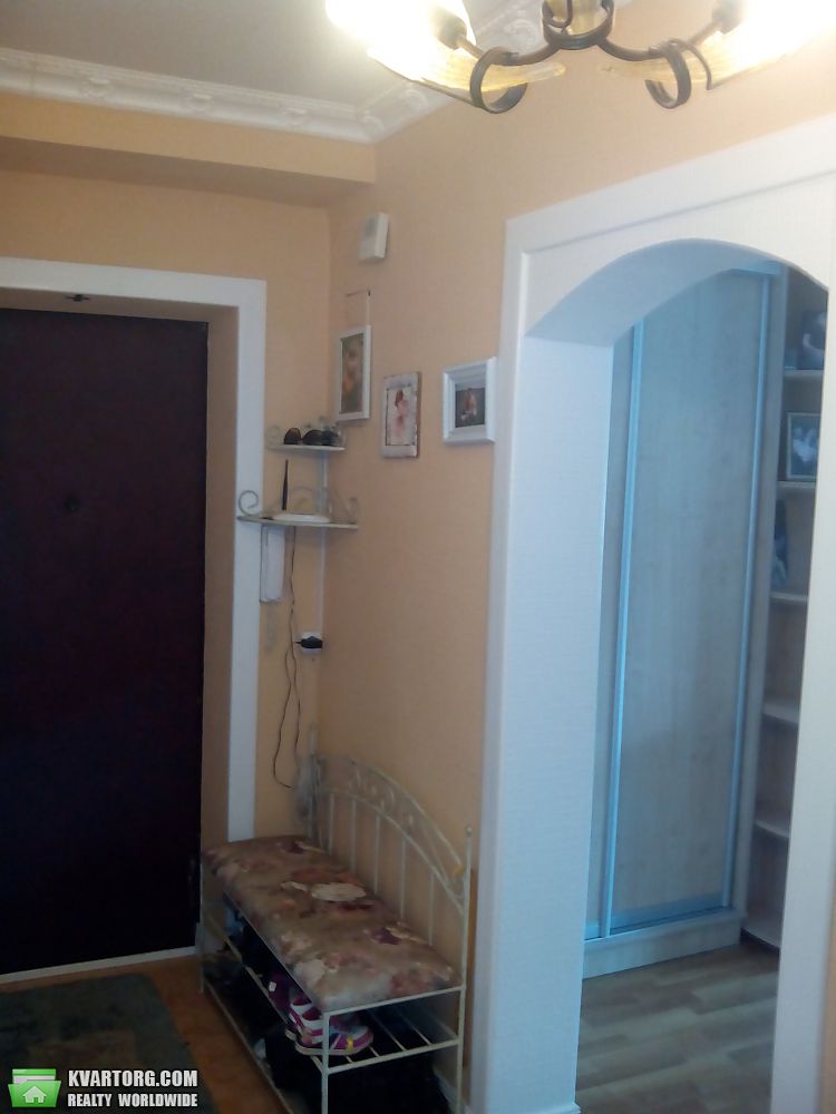 Rent out 2-room apartment. Киев,  Дарницкий бул — photo 2