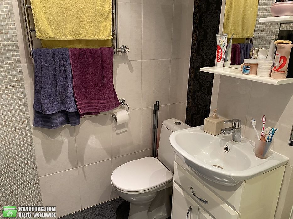 Sell 3-room apartment. Киев,  Пражская — photo 10
