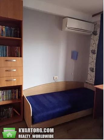 Rent out 3-room apartment. Киев,  Кулибина — photo 10