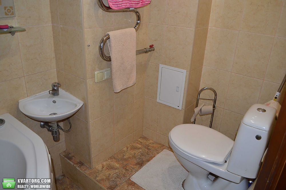 Sell 2-room apartment. Киев,  Героев Днепра — photo 2
