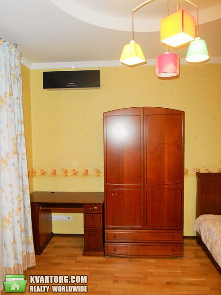 Rent out 2-room apartment. Киев, Никольско-Слободская — photo 5