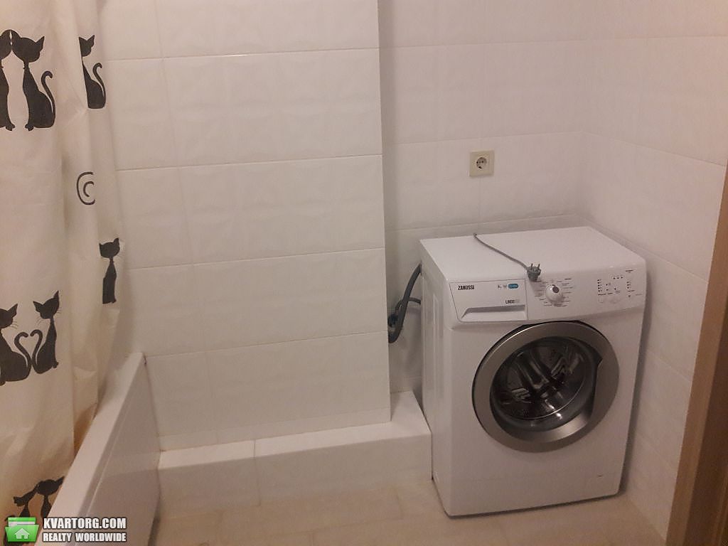 Rent out 2-room apartment. Киев, Кондрактюка — photo 10