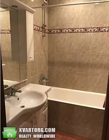 Rent out 2-room apartment. Киев,  Днепровская наб — photo 2