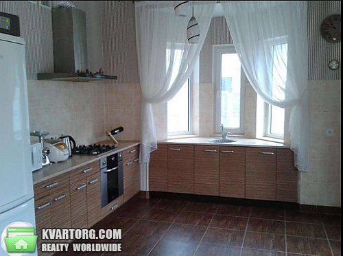Sell house. Киевская обл., Каштановая — photo 1