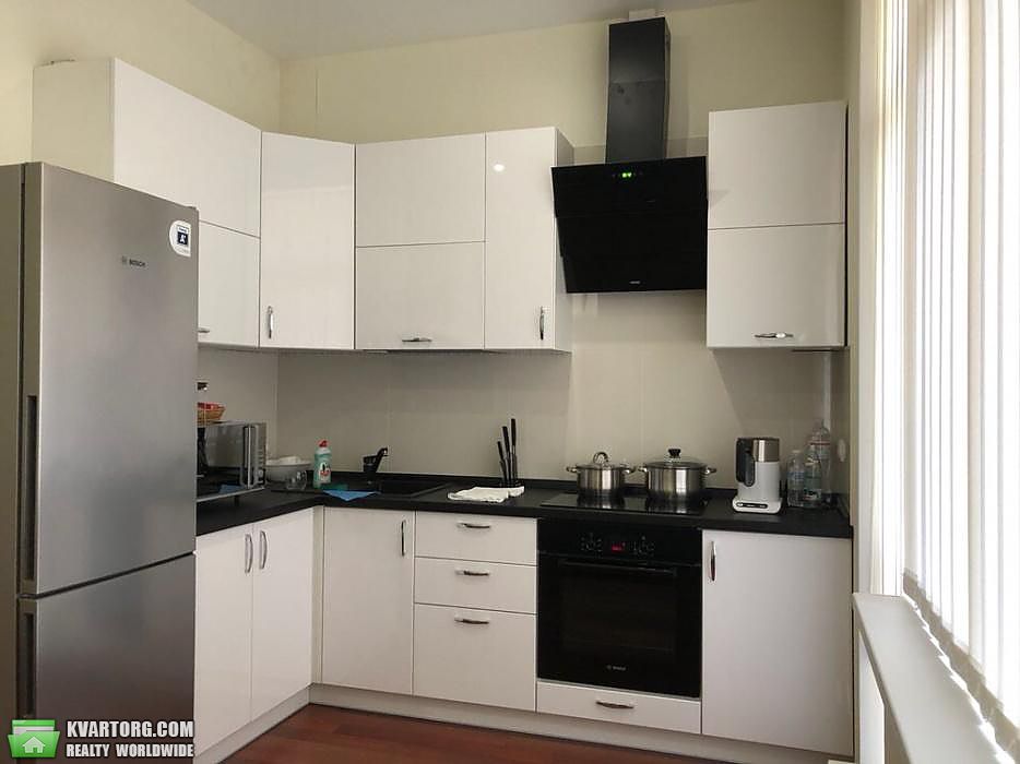 Rent out 3-room apartment. Киев,  Черновола — photo 3