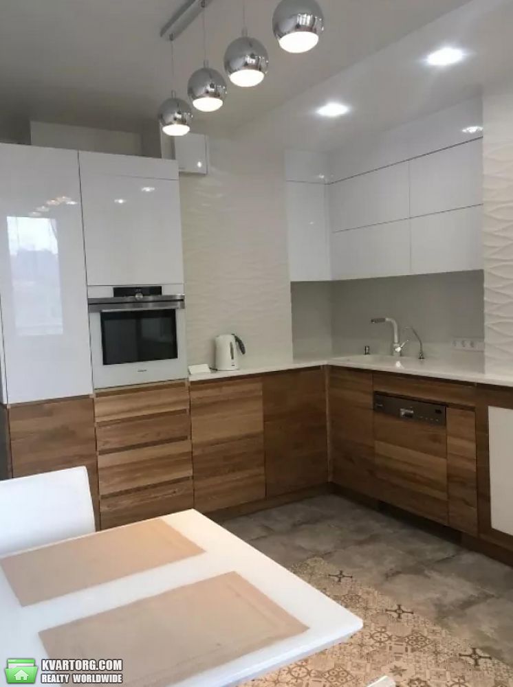 Rent out 3-room apartment. Киев,  Коперника — photo 2