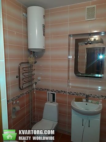 Rent out 2-room apartment. Киев,  Ирпенская — photo 8