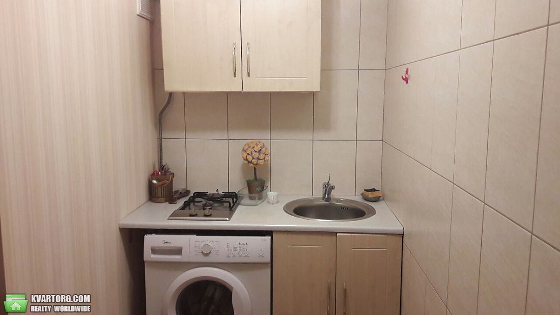 Rent out 1-room apartment. Киев,  Леси Украинки бул — photo 10