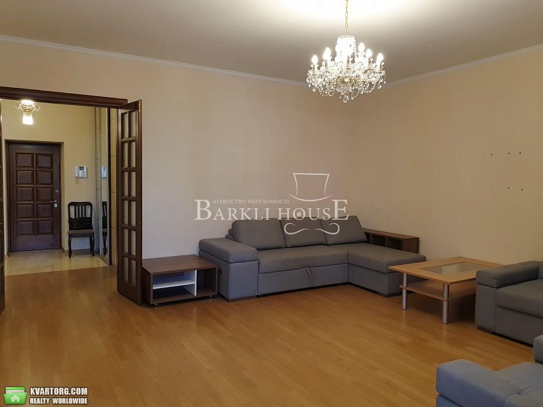 Rent out 3-room apartment. Киев,  Черновола — photo 1