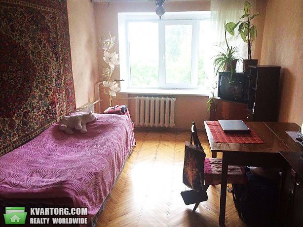 Sell 2-room apartment. Киев,  Салютная — photo 2