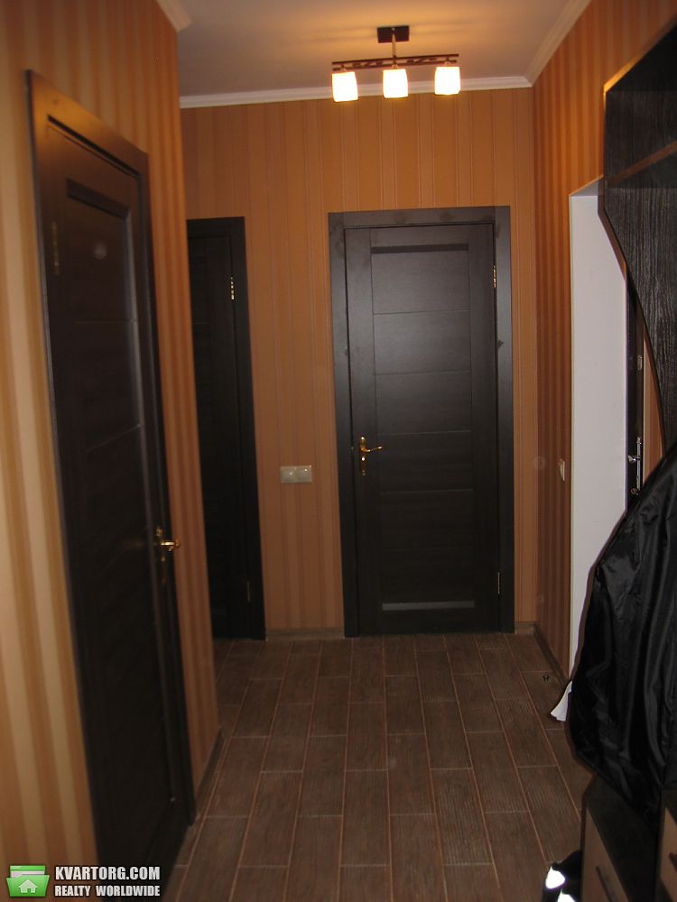 Rent out 2-room apartment. Киев,  Ямская — photo 6