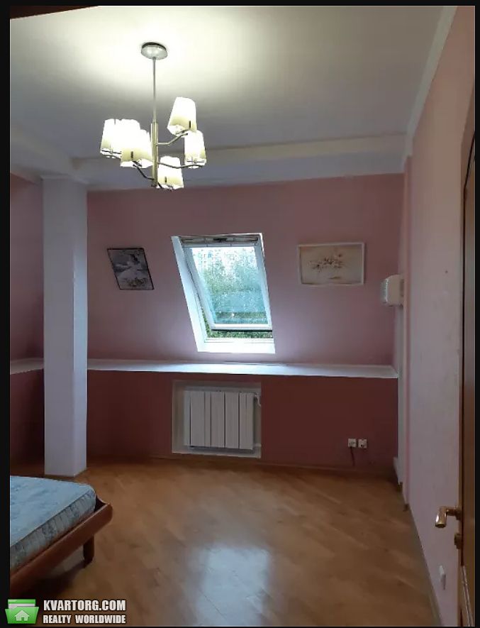 Rent out 4-room apartment. Киев,  Курская — photo 6