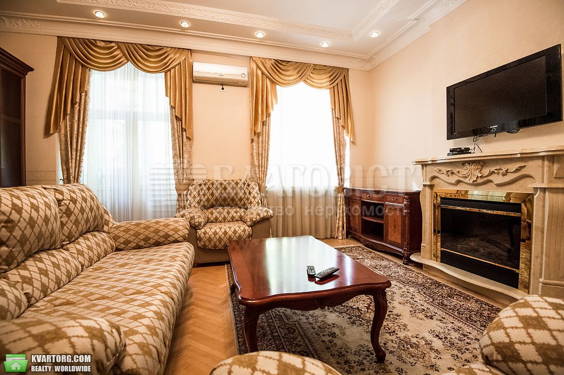 Rent out 2-room apartment. Киев, институцка — photo 1