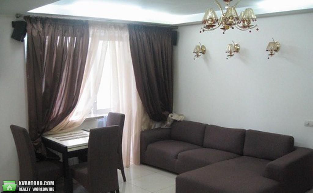 Rent out 2-room apartment. Киев,  Леси Украинки бул — photo 1