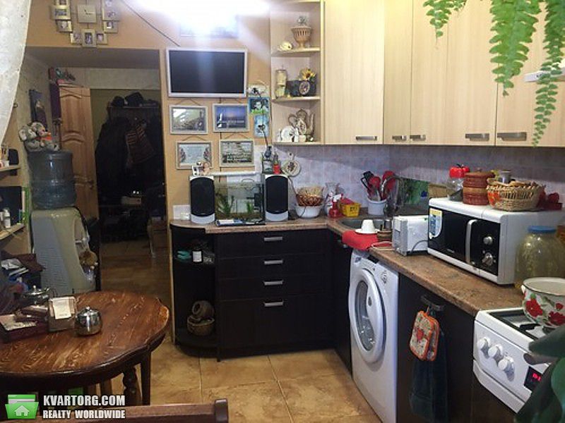 Sell 1-room apartment. Киев,  Каштановая — photo 1