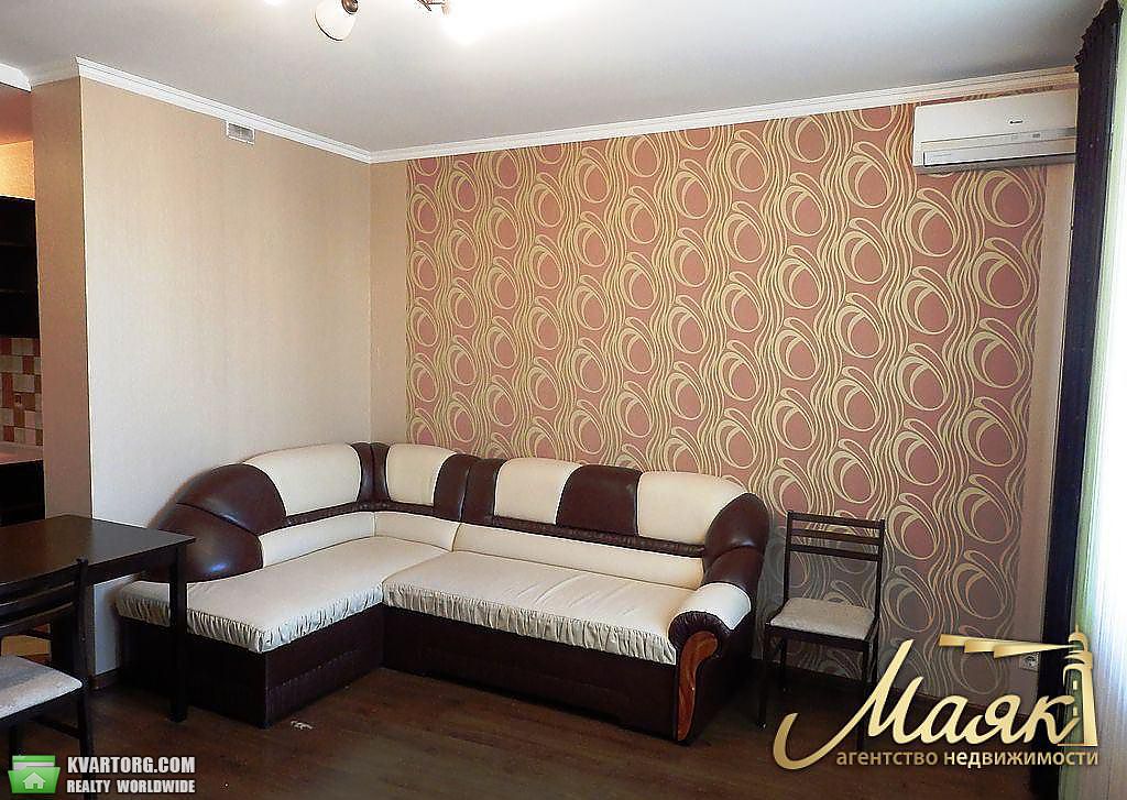 Sell 3-room apartment. Киев,  Днепровская наб — photo 2