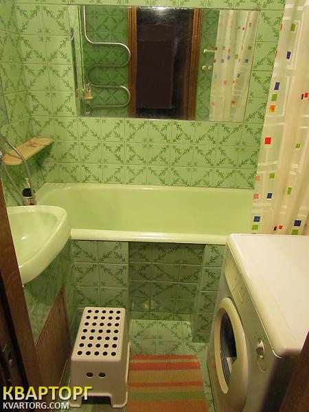 Rent out 2-room apartment. Киев,  Ахматовой — photo 1