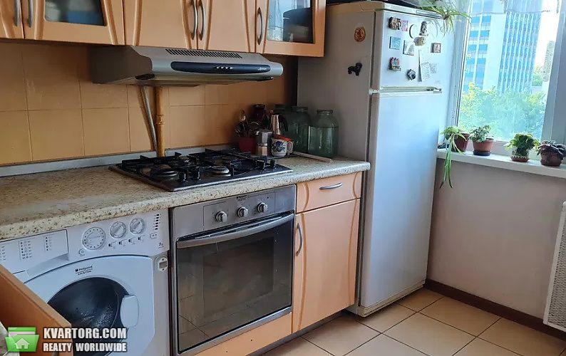 Sell 2-room apartment. Киев,  Вернадского бул — photo 1