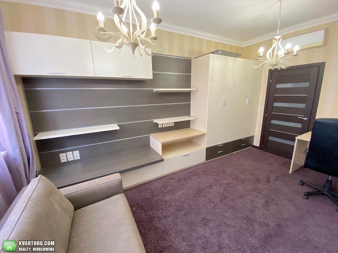 Rent out 3-room apartment. Киев,  Антоновича — photo 2