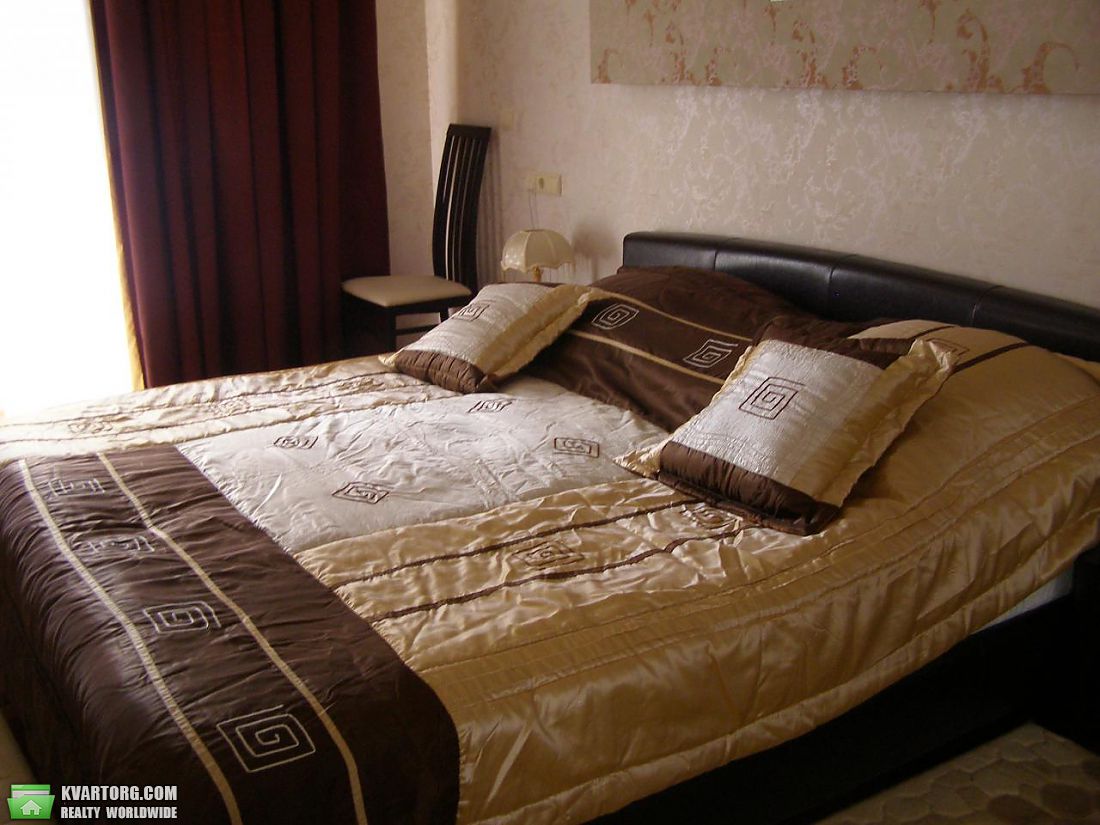 Rent out 3-room apartment. Киев,  Кудрявский спуск — photo 2