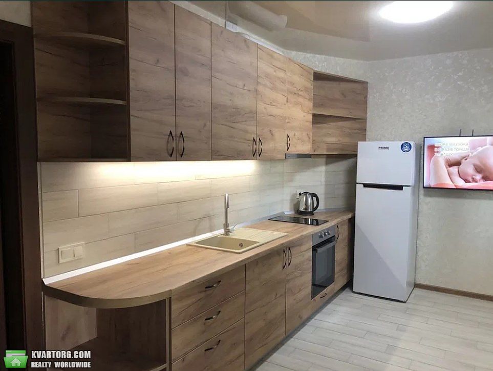 Rent out 1-room apartment. Киев,  Ломоносова — photo 2
