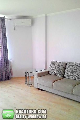 Rent out 1-room apartment. Киев,  Луначарского — photo 2
