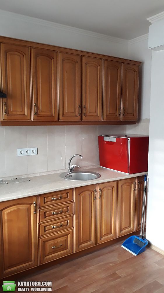 Rent out 2-room apartment. Киев,  Гмыри — photo 6