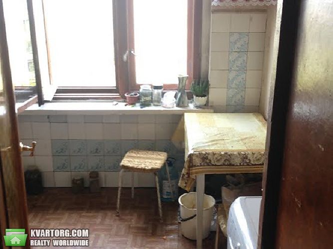 Sell 3-room apartment. Киев,  Зодчих — photo 8