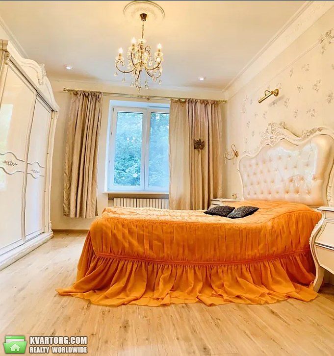 Rent out 2-room apartment. Киев,  Антоновича — photo 2
