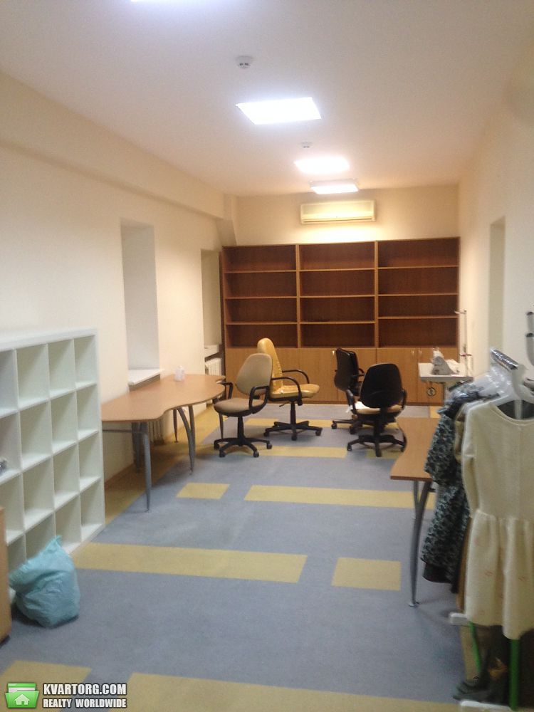 Rent out office. Киев,  метро — photo 1