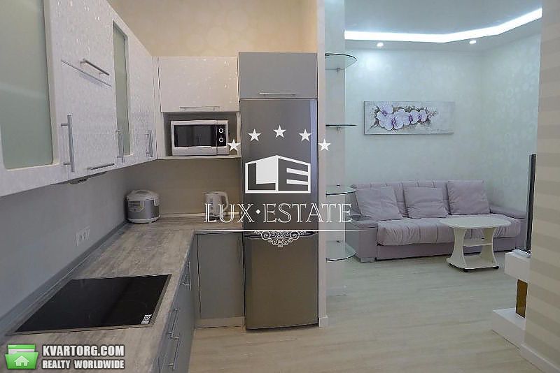 Rent out 2-room apartment. Киев,  Барбюса — photo 5