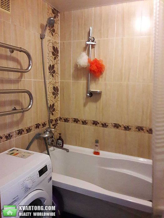 Sell 2-room apartment. Киев,  Героев Днепра — photo 1