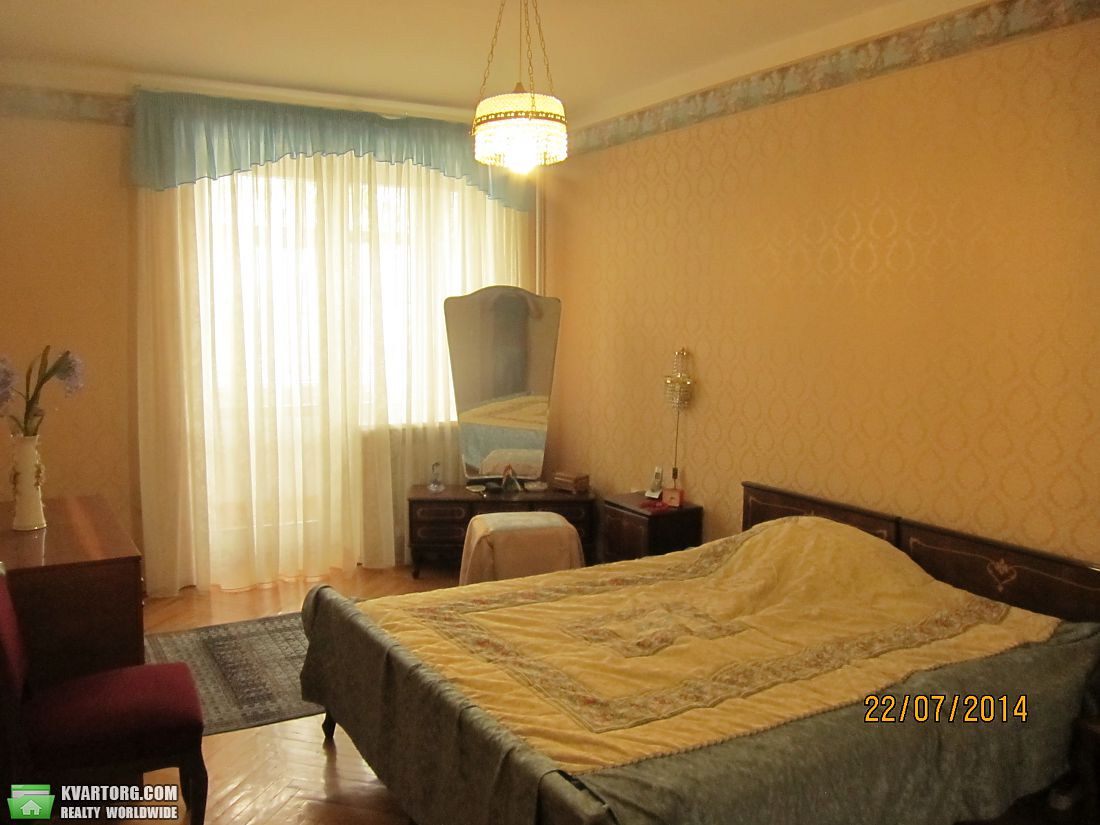 Sell 3-room apartment. Киев,  Гоголевская — photo 2