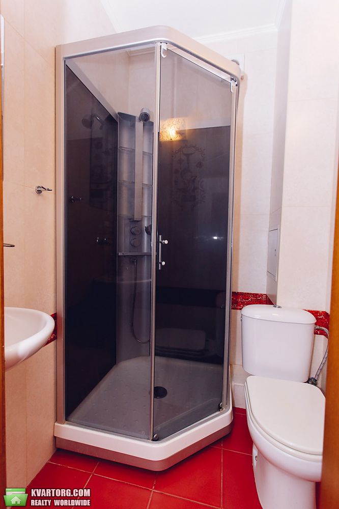 Sell 3-room apartment. Киев,  Клиническая — photo 7