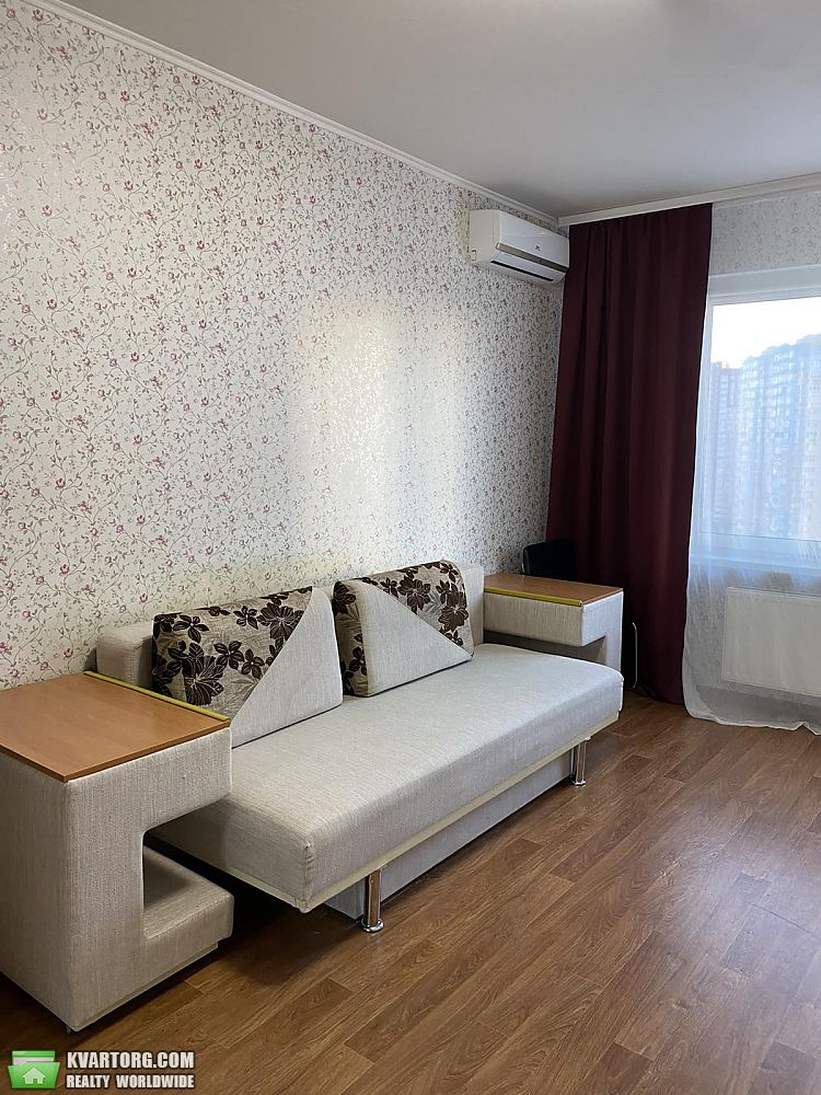 Rent out 1-room apartment. Киев, Русовой — photo 3