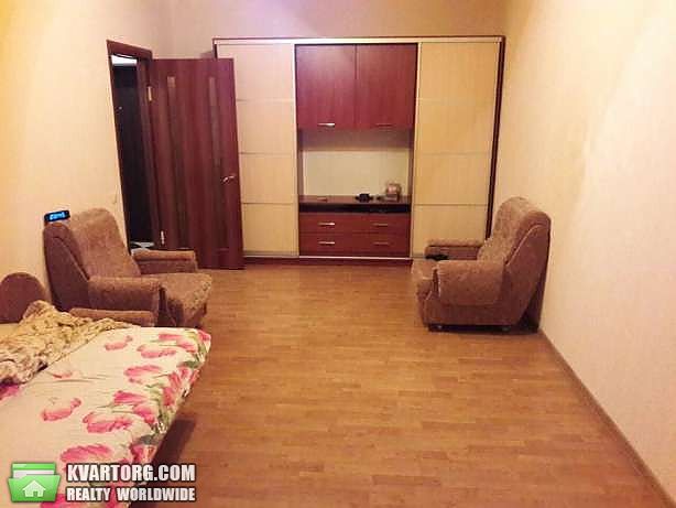Rent out 1-room apartment. Киев, Мира — photo 3