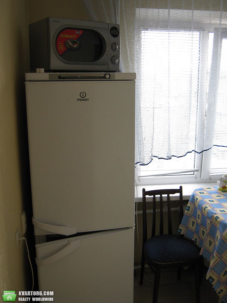 Rent out 2-room apartment. Киев,  Свободы пр — photo 9