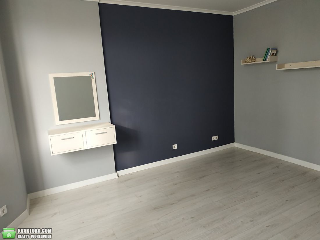 Sell 2-room apartment. Киев,  Воскресенская — photo 4