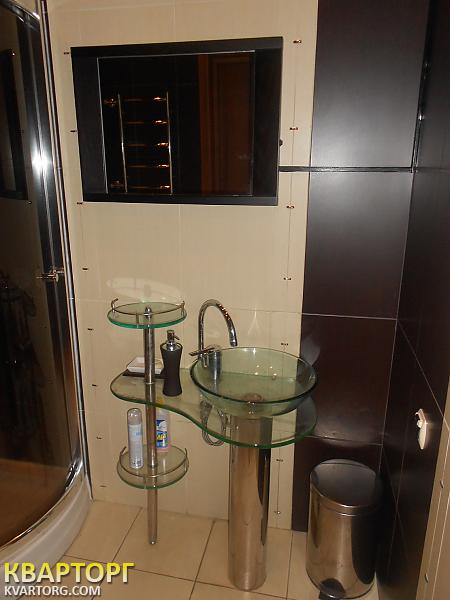 Sell office. Киев, Первомайского — photo 6